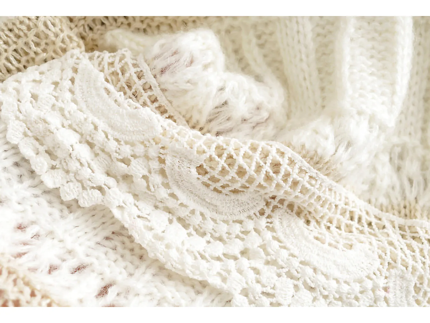 Turtleneck Long Sleeve Floral Loose Pullover Knit Sweater